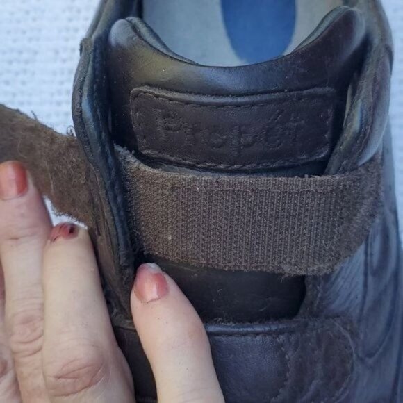 Propet Sz. 9.5 Brown Hook Adjustable Closure Walking Shoe - Picture 7 of 13